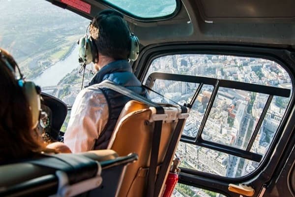 Discover Paris in Helicopter