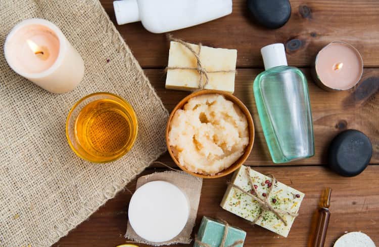 How Natural and Chemical Products can Improve Your Skin Care