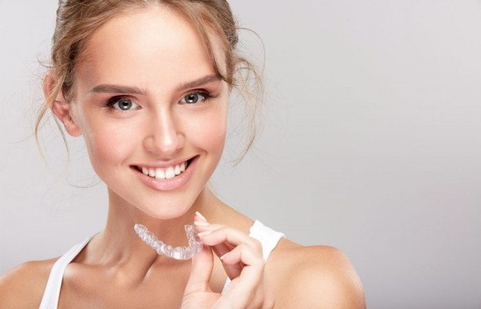 Invisalign Vs Braces: Let us help you make the Right Choice Invisalign Vs Braces: Let us help you make the Right Choice