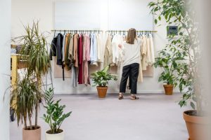 How to Start a Women Clothing Retail Business
