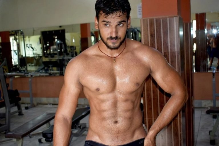 How to Get a Toned Chest?