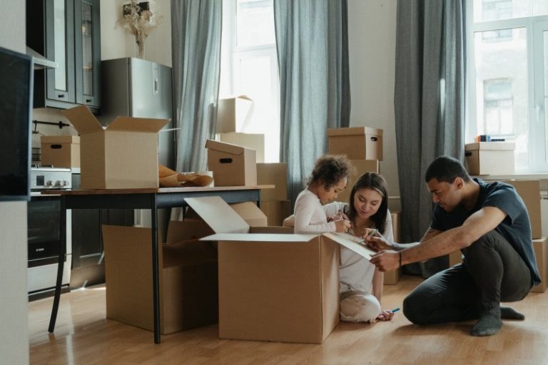8 Things to Include on Your Moving Checklist